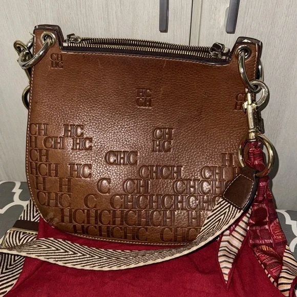Carolina Herrera Castañuela Brown Logo Crossbody Reversible Bag - Picture 7 of 16